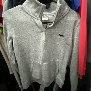 Gray sweatshirt